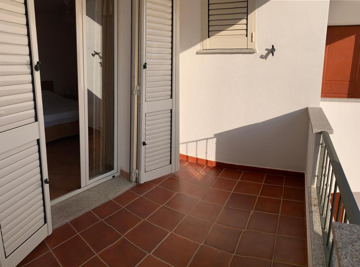 Delfino Apartment Cala Gonone Exterior foto